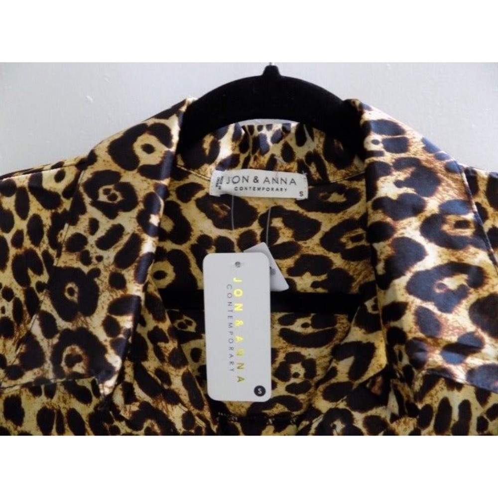 NEW Jon & Anna Cheetah Tiger Lion Jungle Women's Long Sleeve Blouse Size Small - Picture 2 of 5